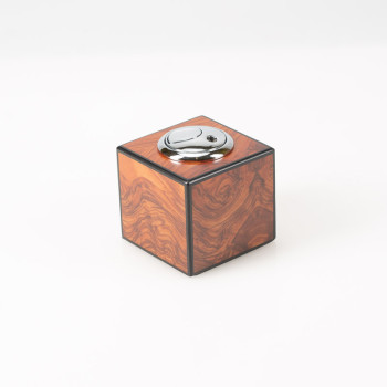 ACCENDINO DA TAVOLO...