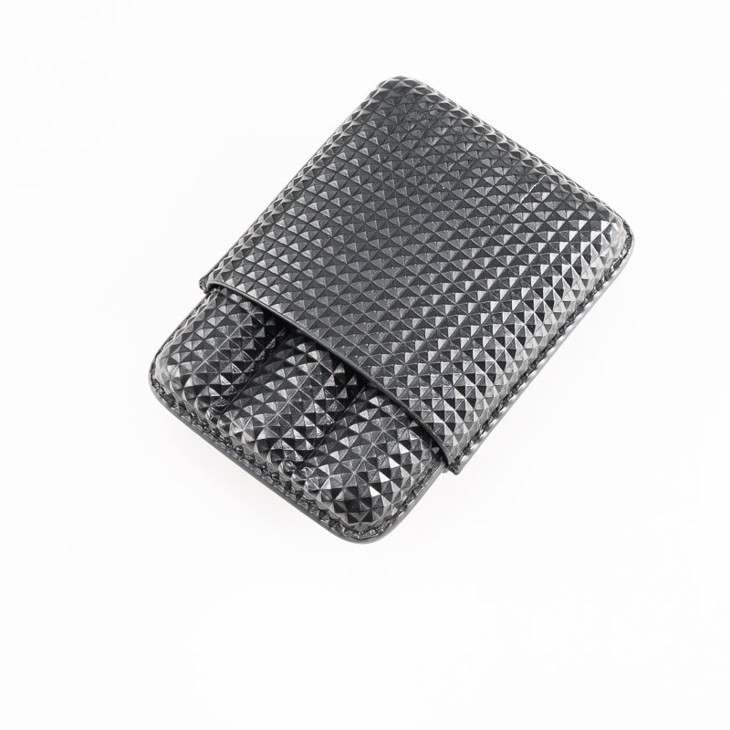 PORTASIGARI DA TASCA EGOIST DIAMOND ROBUSTO NERO 3 POSTI CON TAGLIASIGARI