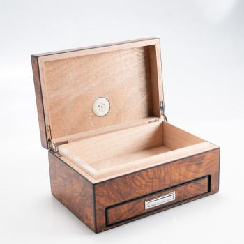 HUMIDOR PER TOSCANO LUBINSKI CON SET CIGAR RADICA OLMO